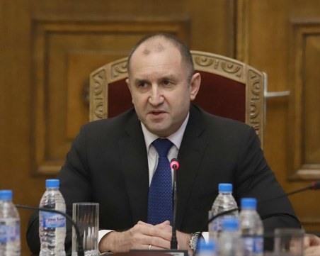 Възможен ли е импийчмънт срещу Румен Радев?