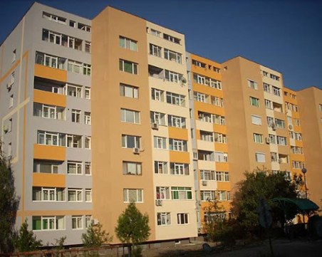 Грешка на чиновници остави семейство без право на собственост