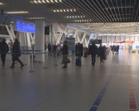 Евакуираха другите двама българи от Китай