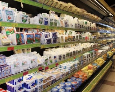 Сирене, олио, захар и брашно поскъпват