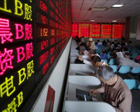 Китайските борси се сринаха заради коронавируса