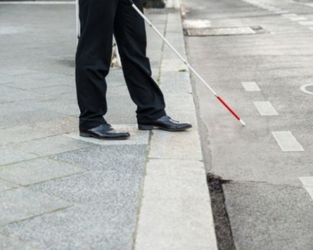 Кола блъсна незрящ мъж в Полша, той прогледна отново