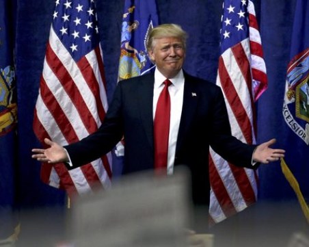 Одобрението на Тръмп достигна рекордни висоти