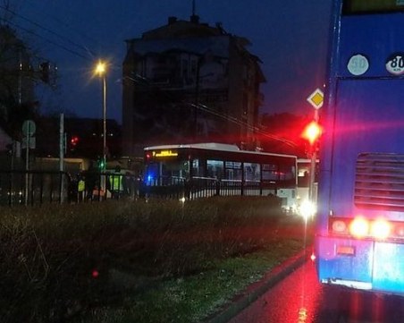 Автобус блъсна пешеходец в Кючука