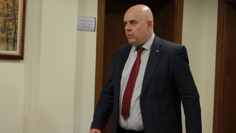 Гешев: Русия пази Цветан Василев