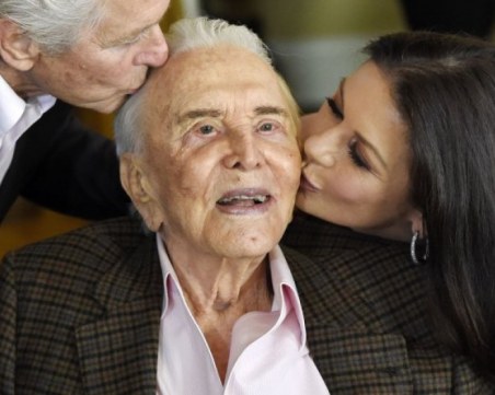 Почина актьорът Кърк Дъглас