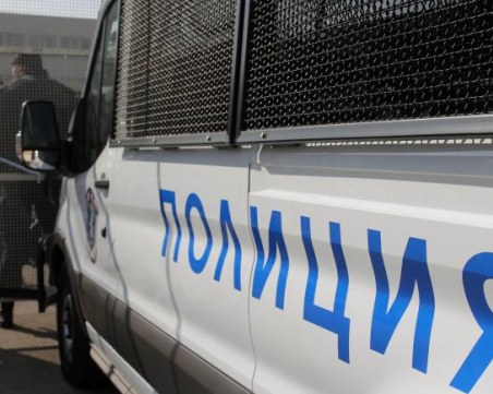 Полиция блокира Бургас, има арестувани