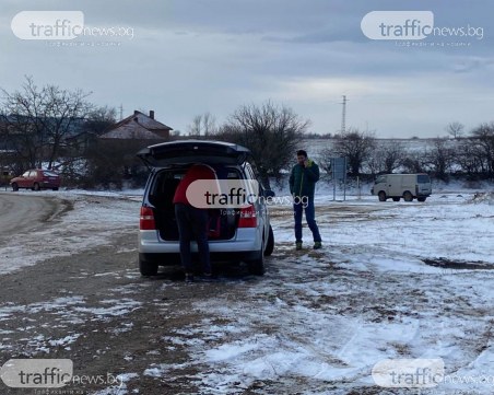 С маратонки в преспите! Търсят изгубените баща и син под връх Ботев