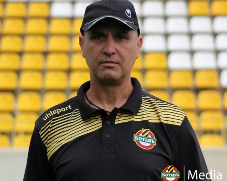 Ботев обяви новия директор на школата