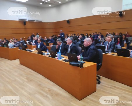 Напрежение! Зико убеждава ГЕРБ да подкрепят бюджета на съвещание