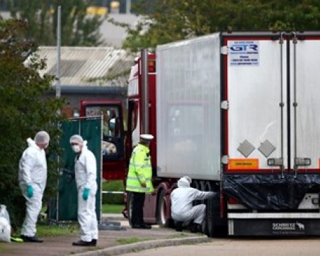 Още арестувани заради камиона-ковчег в Лондон