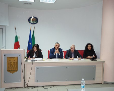 С мнозинство приеха бюджета на община 