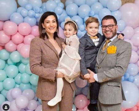 Теди Велинова и д-р Енчев се събраха за рождения ден на дъщеря си