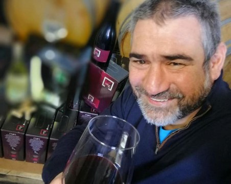 Кирил Николов: Не сме наясно какво е любовта, а скоро няма да знаем и какво е вино