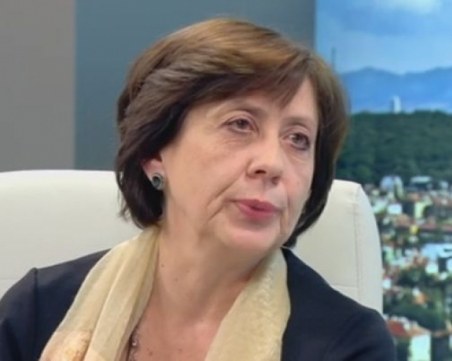 Ренета Инджова: Играенето на хазарт от бедни хора води до техния крах