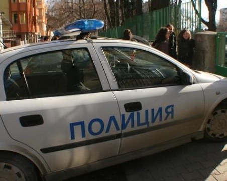 Баща нахлу в училище в Пещера, ошамари съученик на сина му