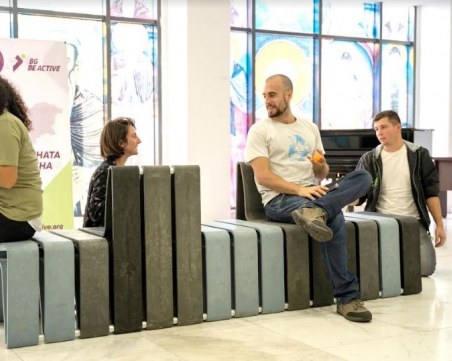 Дизайнерски места за сядане получават пловдивчани до края на март