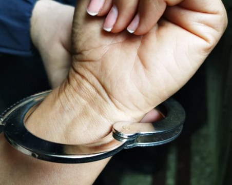 На калъп: Хваната жрицата Гина и клиент в Пловдив, жената ще прекара 