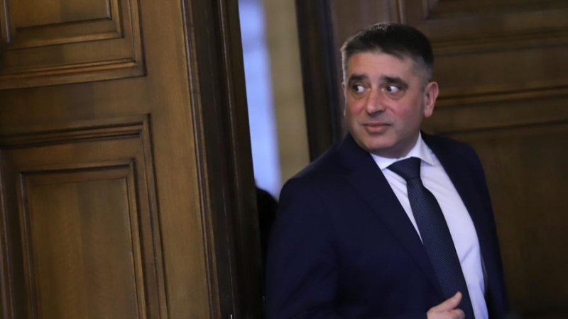 Пореден скандал с автомобил на НСО