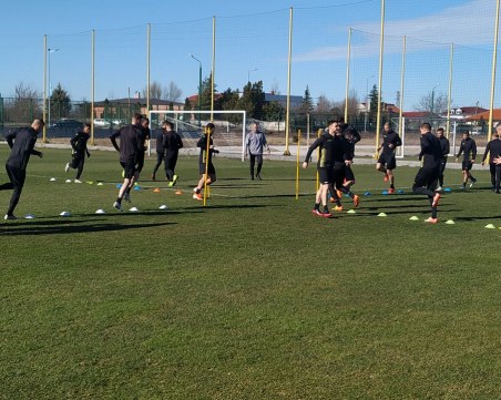 Неделев в групата на Ботев за дербито с Локо