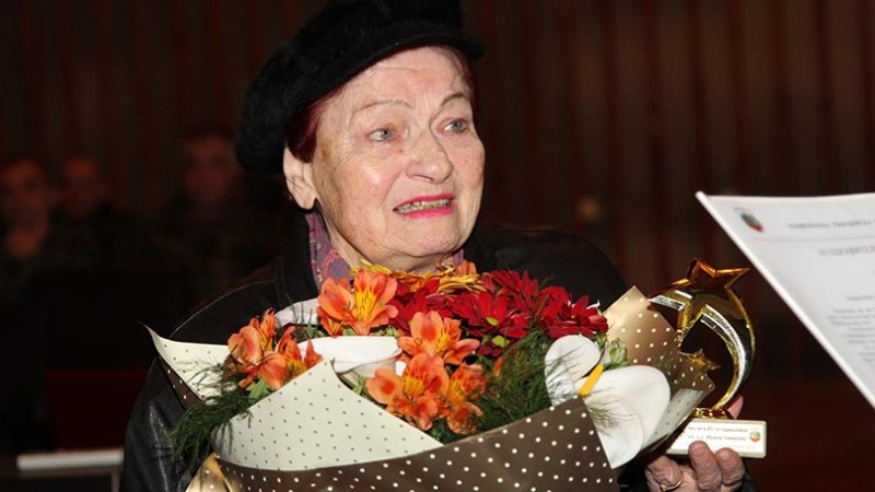Почина голямата българска певица Ирина Чмихова