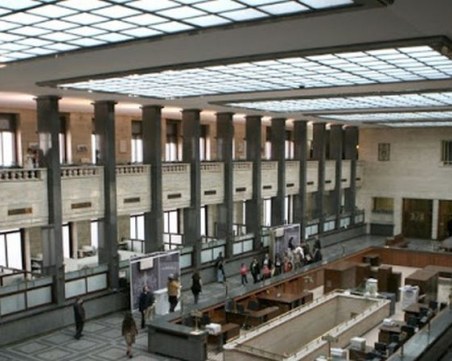 Всеки превод на политик над 150 евро - под лупа