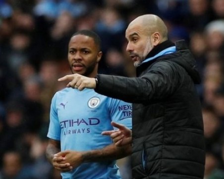 Гуардиола и Стърлинг остават в Манчестър Сити