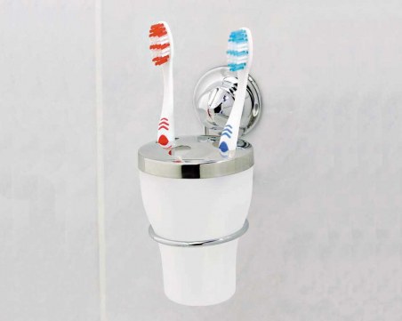 Как да почистваме правилно четката за зъби