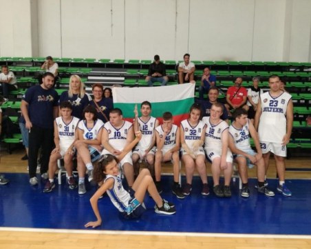 Специалният отбор на Академик Бултекс 99 на гости на Галатасарай