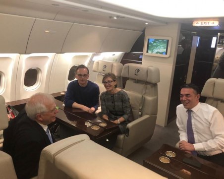 Захариева успя да кацне в Брюксел чак от четвъртия път