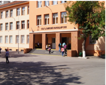 Директор на пловдивско училище удари дете в час