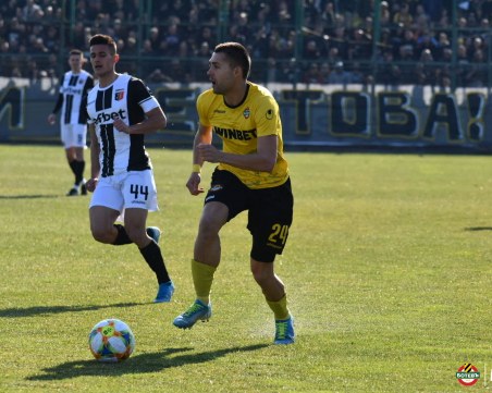 Играч на Ботев аут до края на сезона