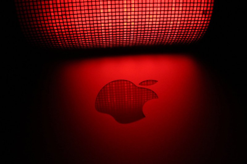Apple изгуби $34 милиарда от капитализацията си заради коронавируса