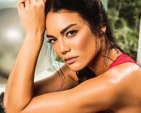 Красавицата от 