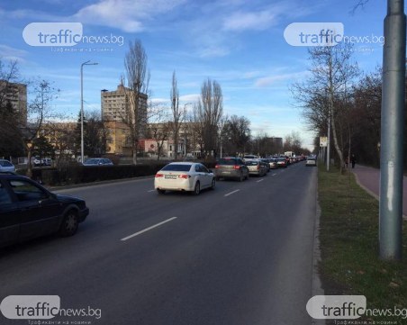 Феновете на Локо протестират - стотици коли потеглиха на автошествие