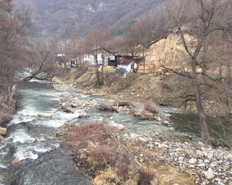 Излязоха последните проби на замърсените води над Асеновград