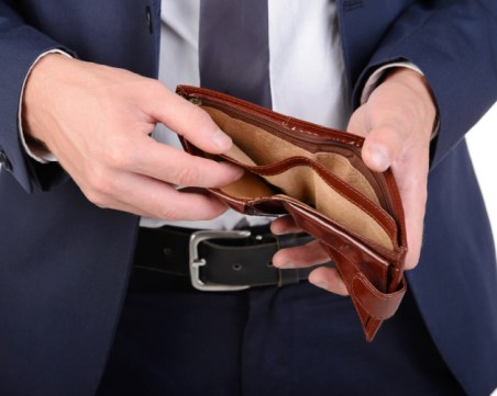 Хората са бедни заради стрес, а не заради мързел