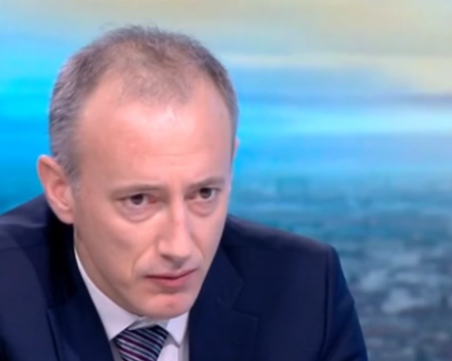 Министър Вълчев: Сексуалното образование трябва да започне навреме