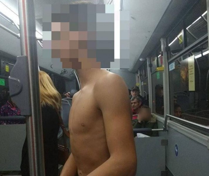 Арестуваха четирима за съблеченото момче в автобус в София