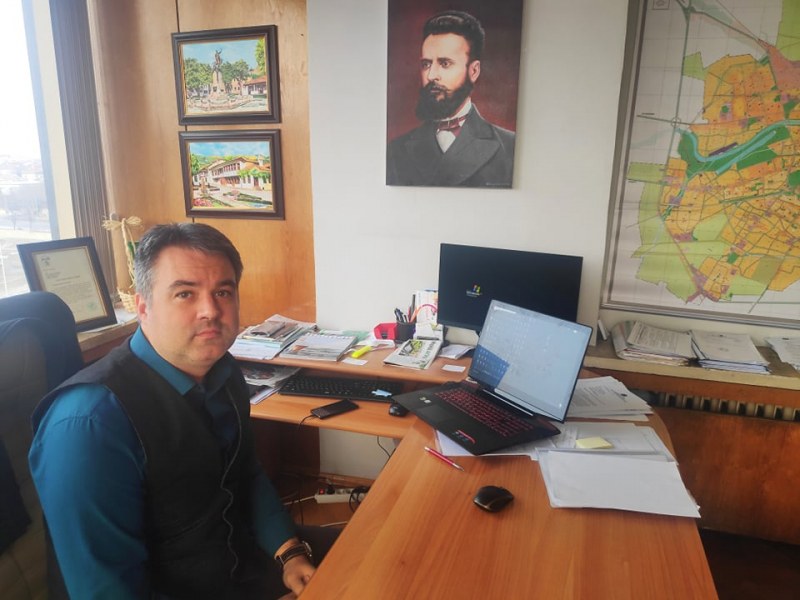 Арх. Ахрянов:  Проблемите с презастрояването в Пловдив могат да се решат,  но е нужно ново мислене