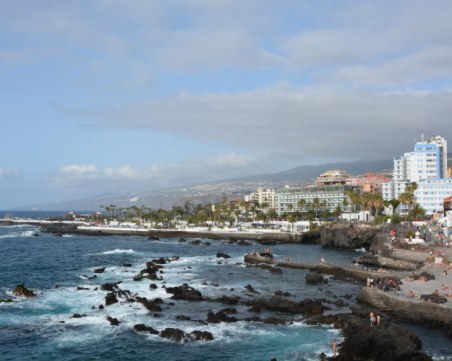 Българи са блокирани в Тенерифе заради заразен от коронавирус