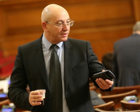 И Ревизоро готов с оставка заради ареста в Пловдив