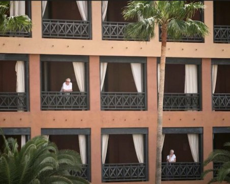 Българка разказва за блокадата в хотел в Тенерифе