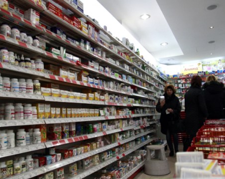 Аптеките без инструкции за коронавируса