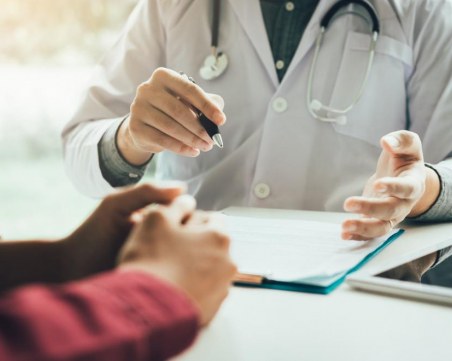 Деница Сачева: Не може хората сами да решават да излязат в карантина