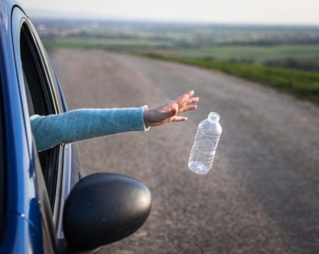 Глобиха британка за хвърлен боклук преди 10 години