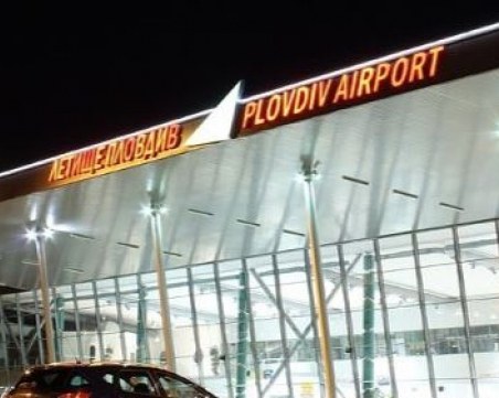 Министъра на транспорта: Очакваме интерес за летище Пловдив, 2,5 млн отиват за хангар там