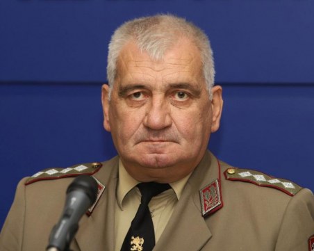 Почина началникът на отбраната генерал Андрей Боцев
