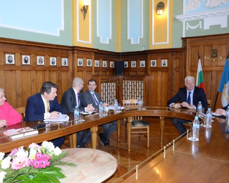 Здравко Димитров се срещна с шеф на ЕБВР за големите проекти на Пловдив