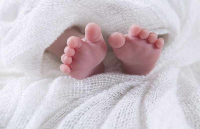 Бебе с огледални органи се роди в Пловдив